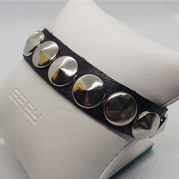 Yik Fung Black Studded Bracelet - Picture 3 of 6